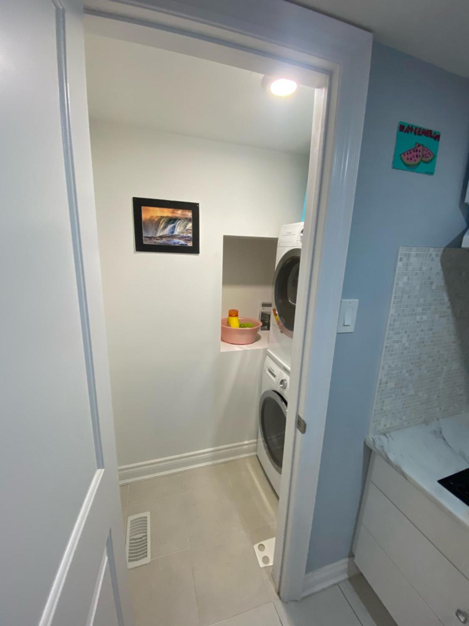 2 Bedroom With 2 Ensuites Unit In リッチモン・ドヒル エクステリア 写真
